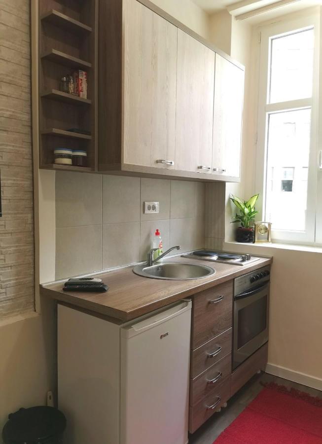 Dunja Apartmans Belgrado Buitenkant foto